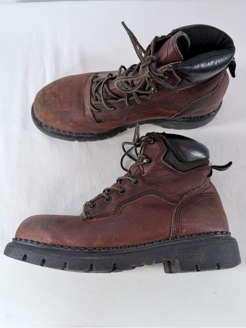 Red Wing Shoes Leather Lace-Up Work Boots in Brown Size 8 Woman's